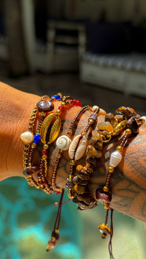 Composition de 7 Bracelets MARRON Bali – Ajustables